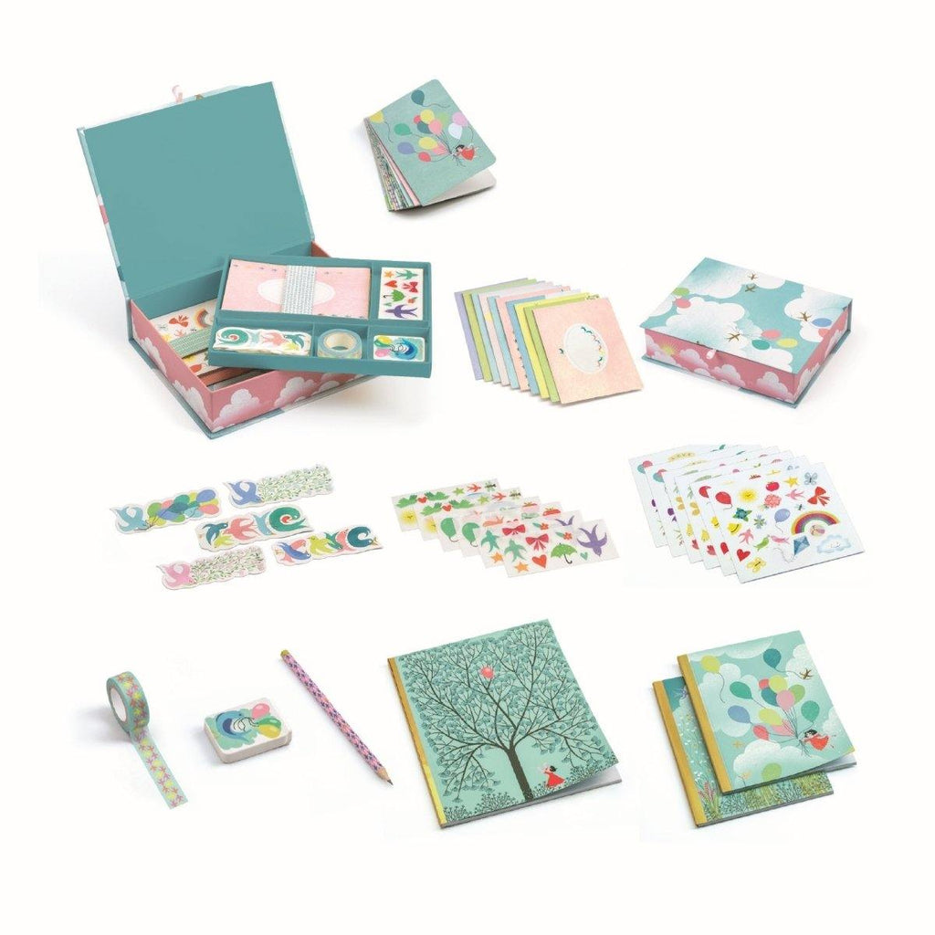 Geschenkboxen: Charlotte von DJECO Beige Djeco